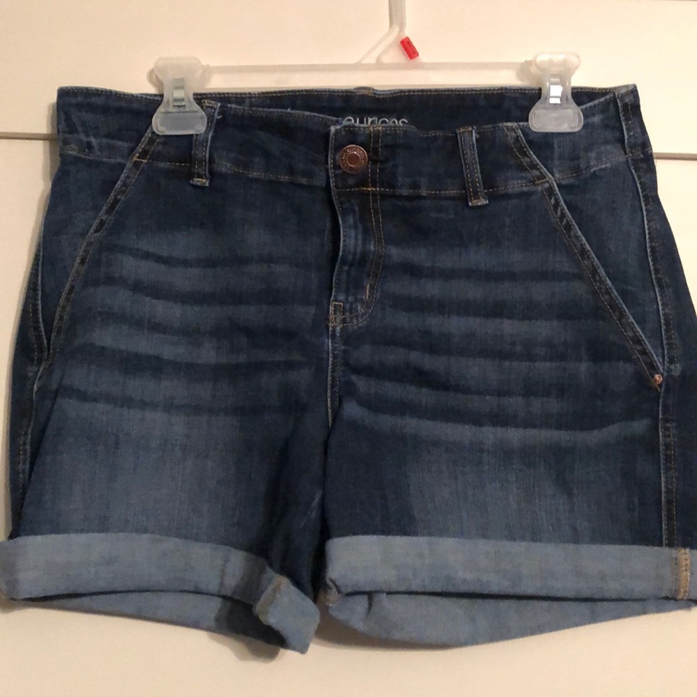 Women’s Maurices brand denim shorts